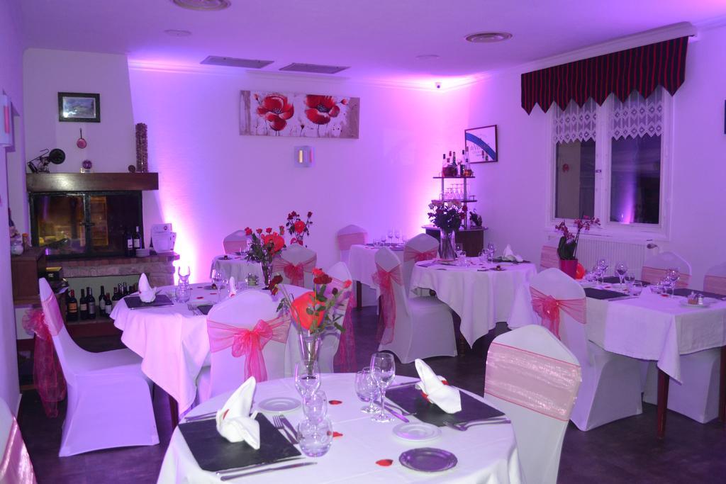 Hotel Restaurant La Braisiere Saint-Romain  Kültér fotó